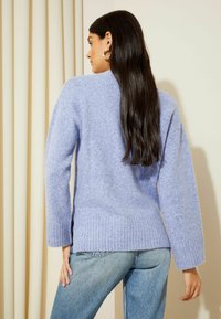 Friends Like These V NECK COSY - Pulover - blue marl