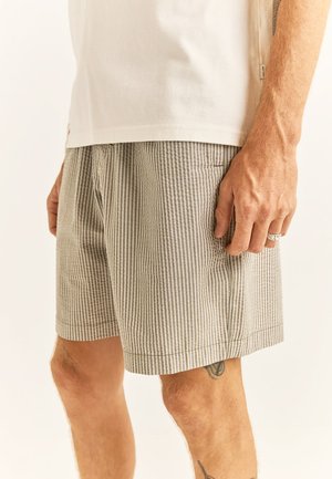 Rhythm SEERSUCKER STR Jam - Shorts - olive