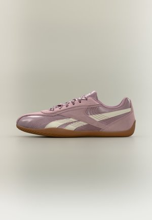 Reebok Classic, ULTRA  - Маратонки - infused lilac/chalk/gum