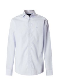 Pánska košeľa s dlhým rukávom na gombíky, s bledomodrými vertikálnymi pruhmi a malým vyšívaným logom na ľavej strane hrude.