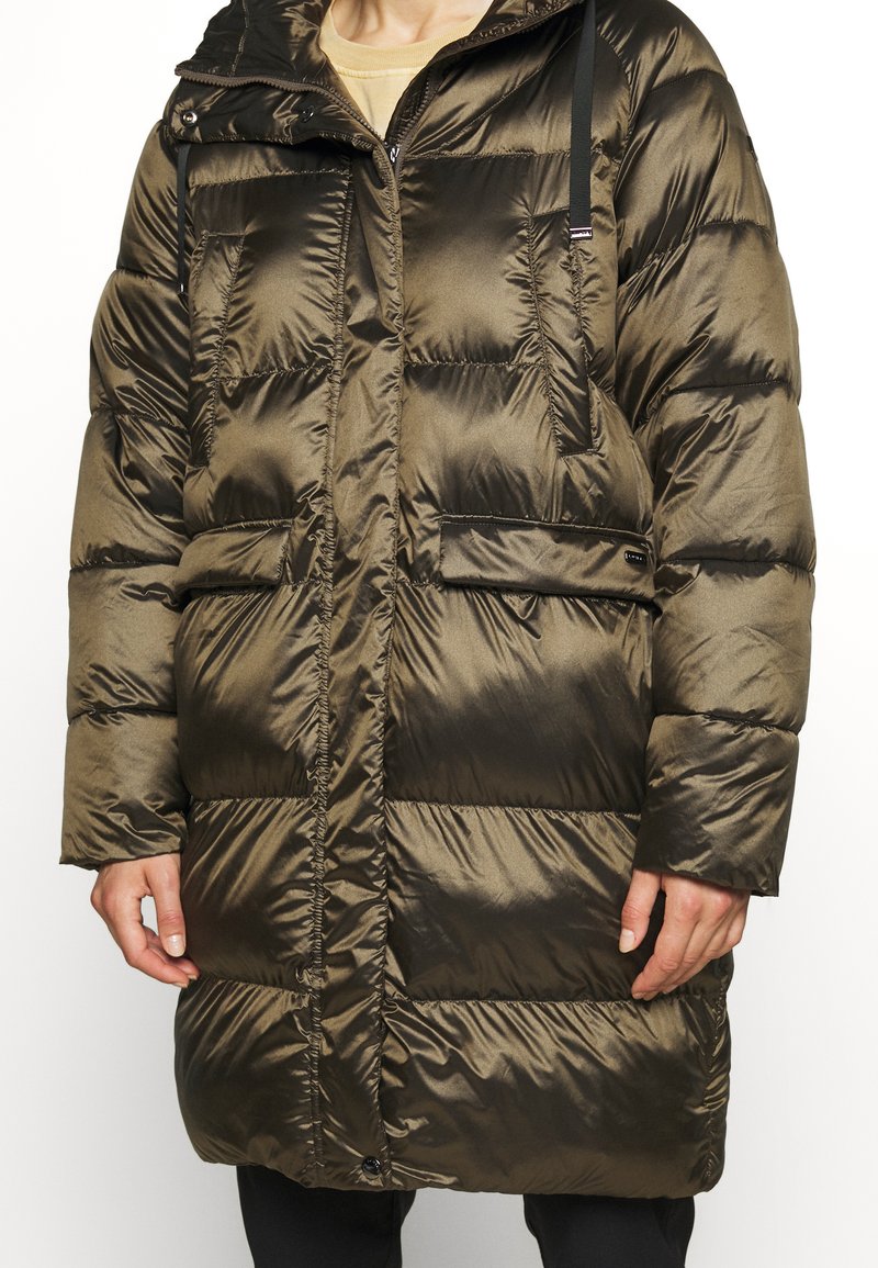 Damen Sportbekleidung | Luhta HEVOSSAARI Wintermantel dark olive/oliv - GV66600 Damen Sportbekleidung | Luhta HEVOSSAARI Wintermantel dark olive/oliv - GV66600
