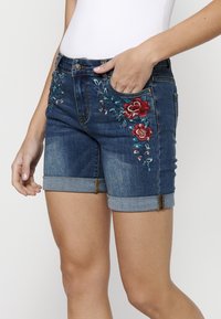 Koroshi Short en jean - azul osc   dark blue