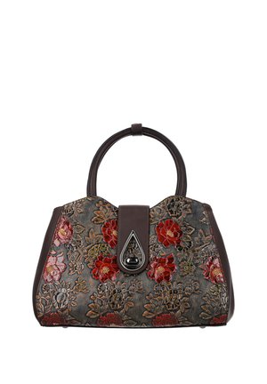 Leren handtas met geperst bloemmotief in rood en roze, donkerbruine handvatten en een druppelvormige voorsluiting.