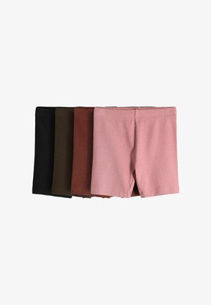 Vier Paar gerippte Strickshorts in Schwarz, Dunkelbraun, Rötlichbraun und Pink, nebeneinander auf weißem Hintergrund angeordnet.