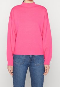 YAS Stickad tröja - purple