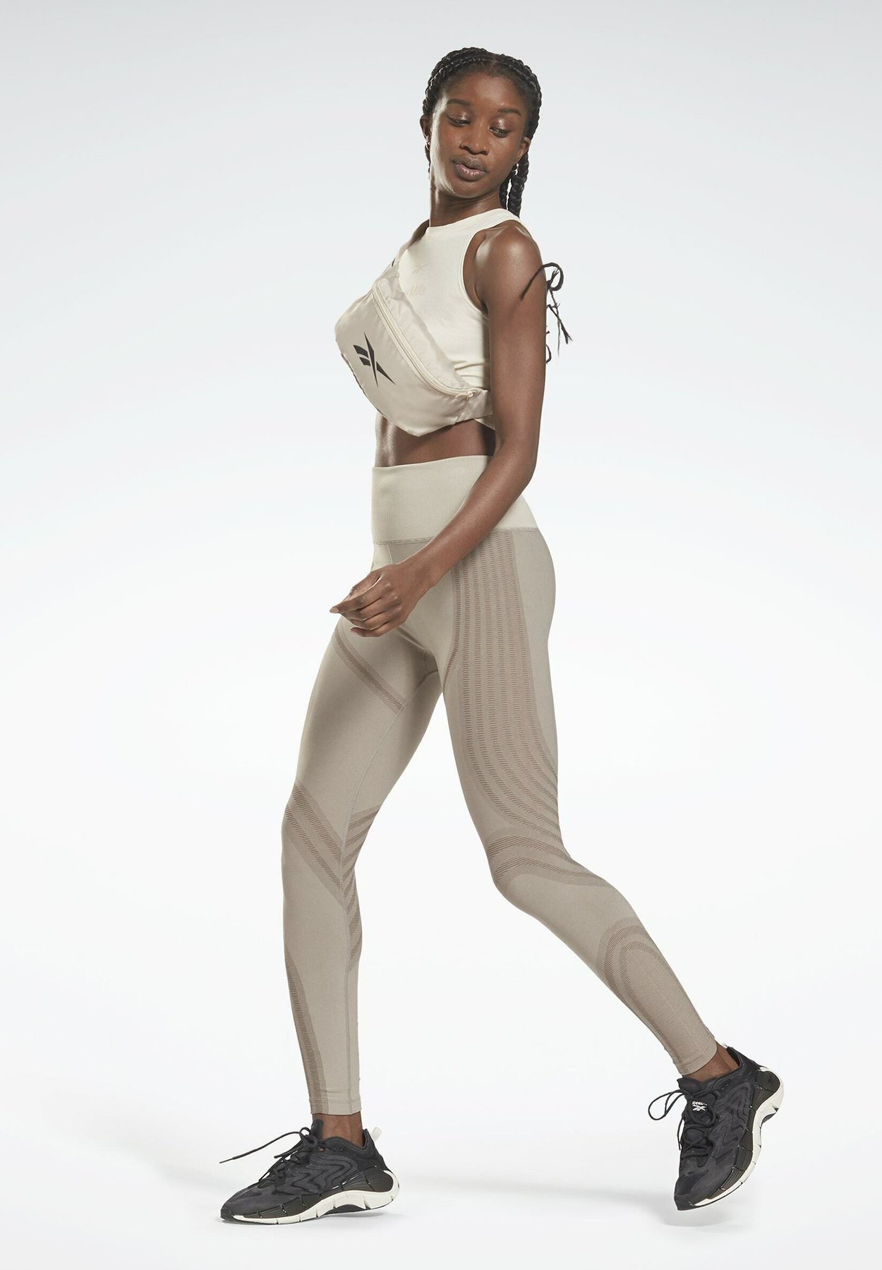 LES MILLS SEAMLESS