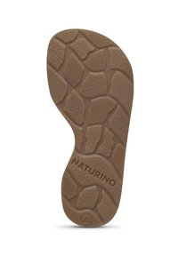Hnědá gumová podrážka obuvi s texturou připomínající kamínky, s vyraženým názvem značky "NATURINO" a velikostí "20" na povrchu.