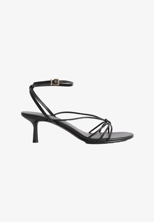 Marks & Spencer BUCKLE STRAPPY - Sandales - black