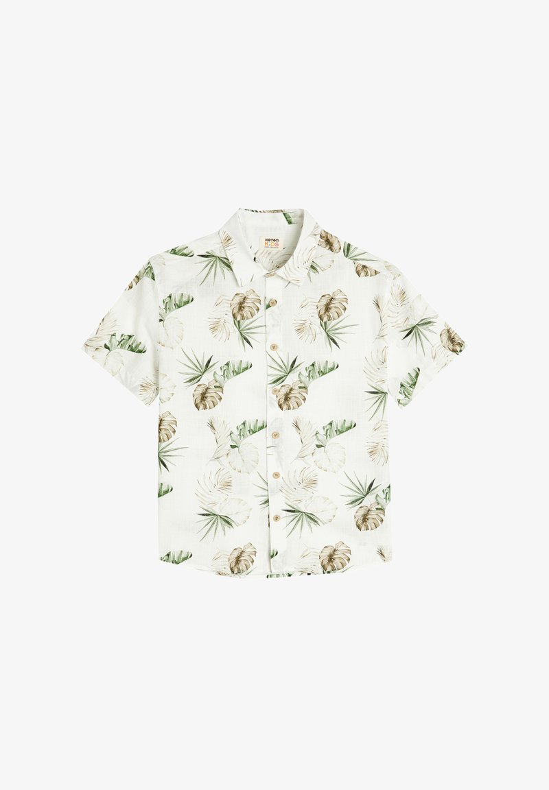 Kortekous overhemd van witte stof met groene tropische bladdessins en lichtbruine accenten, met een klassiek kraagontwerp.