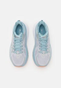 Saucony GUIDE 17 - Katujuoksukengät - cloud/topaz