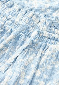 Next CRINKLE TEXTURE WIDE - REGULAR FIT - Kalhoty - blue  white floral print