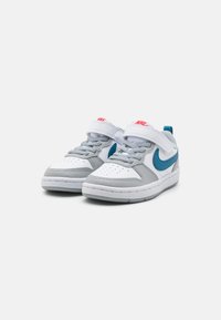 Nike Sportswear COURT BOROUGH 2 UNISEX  - Sneakers basse - white/marina/light smoke grey/habanero red