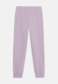 Lavendelfärgade sweatpants i mjukt tyg, med elastisk linning, taperade ben och ribbade muddar vid anklarna.