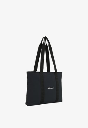 Borsa tote nera con manici lunghi neri, realizzata in materiale resistente. Presenta un logo sulla parte anteriore, design strutturato e forma rettangolare.