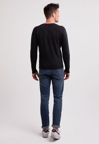 CASH-MERE V-AUSSCHNITT - Strickpullover - dunkel anthrazit