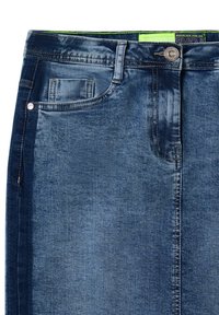 Blauwe denim rok met voorzakken, riemlussen, knoopsluiting en vervaagde wassing.