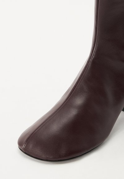 Proenza Schouler GLOVE - Botas clássicas de cano curto - oxblood