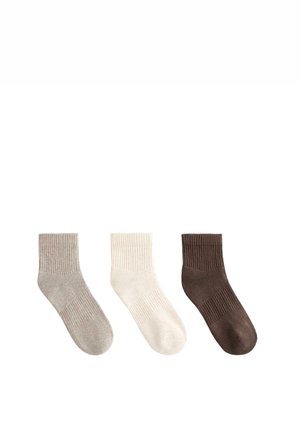 3 PAIRS OF QUARTER - Ponožky - brown