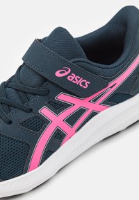 ASICS JOLT 4 UNISEX - Bėgimo batai plentui - french blue/hot pink