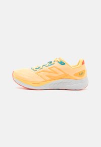 New Balance - FRESH FOAM 680 V8 - Nøytrale løpesko - white/peach Miniatyrbilde 1