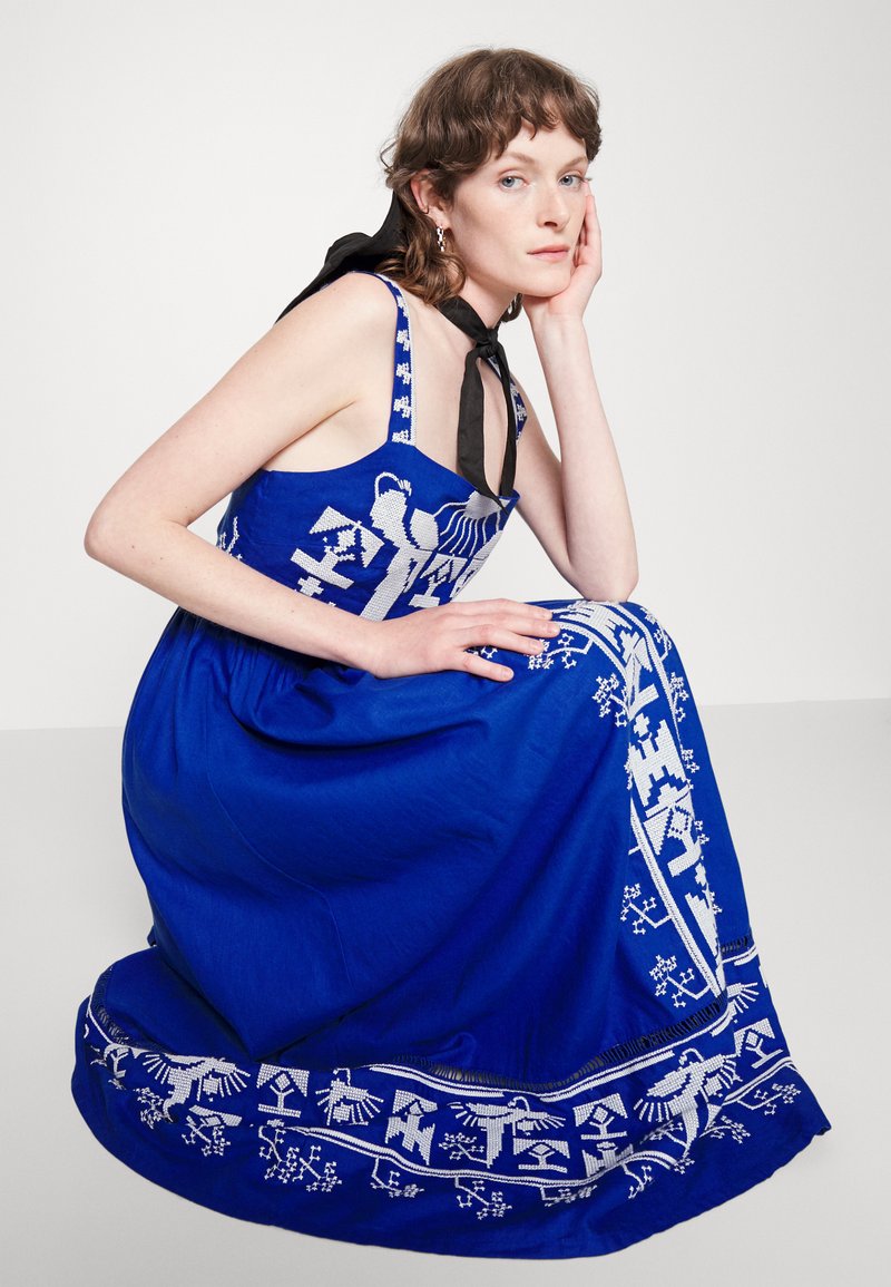 Damen Freizeitkleider | Farm Rio MACAW EMBROIDERED MAXI DRESS Maxikleid navy blue/mehrfarbig - CS58324 Damen Freizeitkleider | Farm Rio MACAW EMBROIDERED MAXI DRESS Maxikleid navy blue/mehrfarbig - CS58324