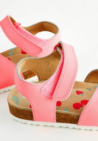 Next CORKBED REGULAR FIT - Lauflernschuh - pink