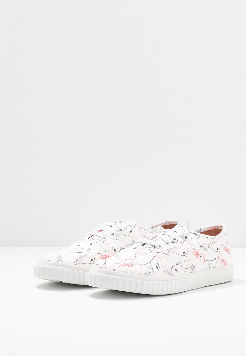 Damen Sneaker low | Timberland NEWPORT BAY BUMPER TOE Sneaker low white/mehrfarbig - GQ50422 Damen Sneaker low | Timberland NEWPORT BAY BUMPER TOE Sneaker low white/mehrfarbig - GQ50422