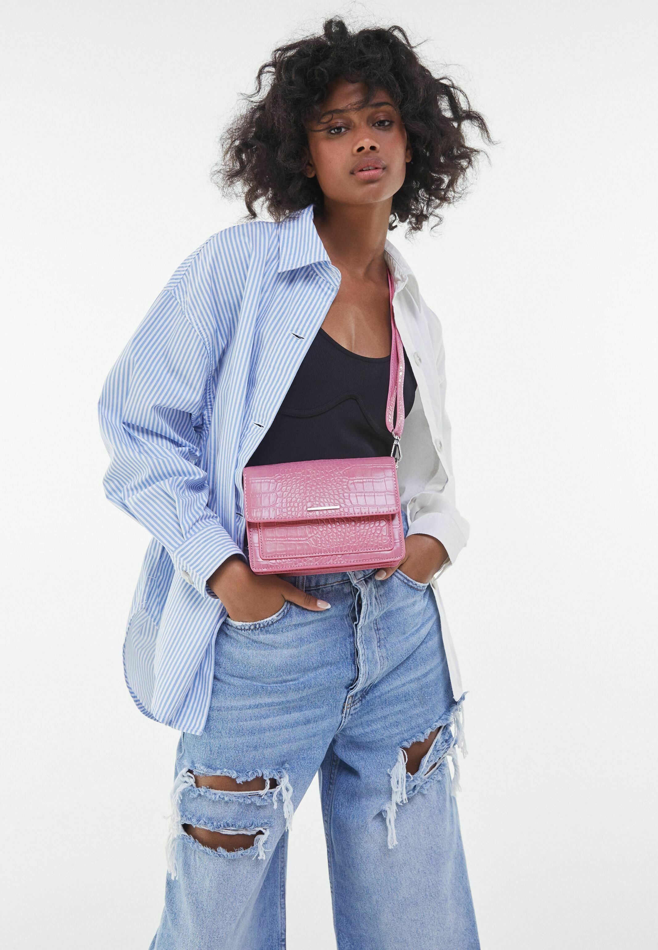 bershka pochette
