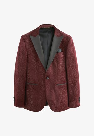 Blazer en velours bordeaux avec un motif géométrique subtil, revers en satin noir, fermeture à un bouton et pochette noire dans la poche poitrine.