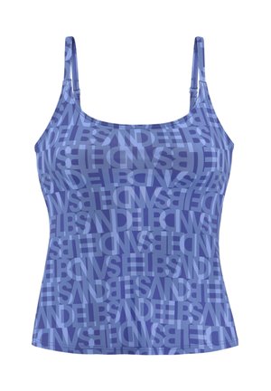 Cami-Oberteil in Helllila mit einem wiederholten fetten Textmuster. Hergestellt aus glattem Stoff, mit verstellbaren dünnen Trägern und einer figurnahen Passform.