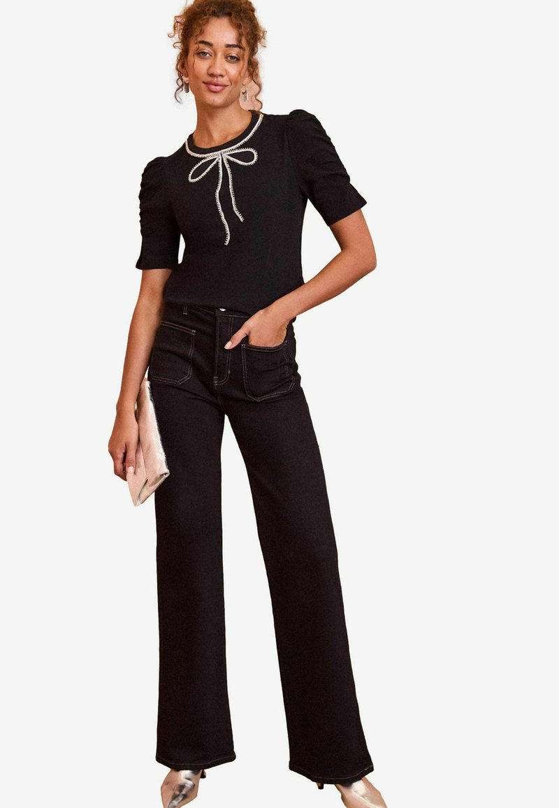 Love & Roses REGULAR FIT  - Apdrukāts T-krekls - black bow