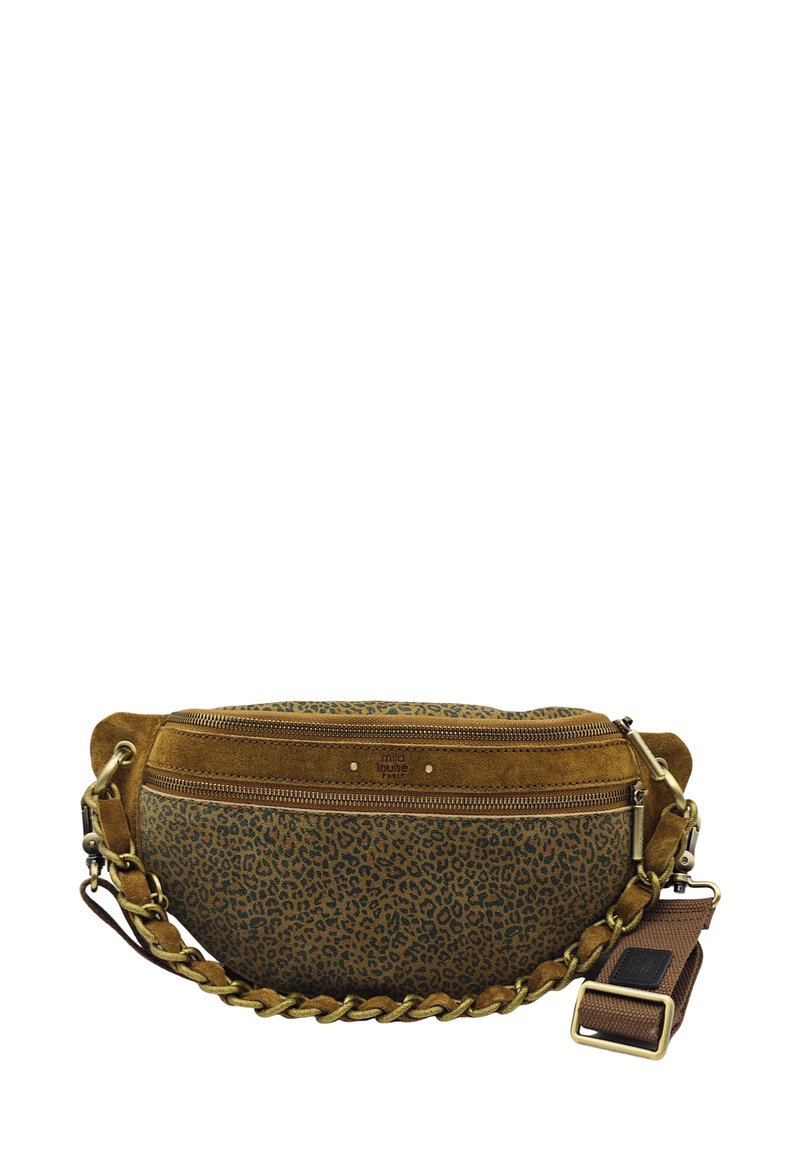 Sac en daim à motif léopard brun et vert, doté d'une fermeture éclair et d'une chaîne dorée, avec une bandoulière en tissu marron amovible.