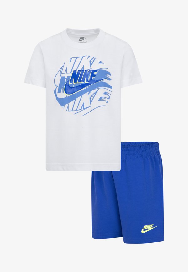 ON THE MOVE SET - Shorts - game royal