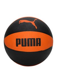 Pallone da basket Puma nero e arancione con superficie testurizzata e logo Puma centrato sulla striscia arancione.