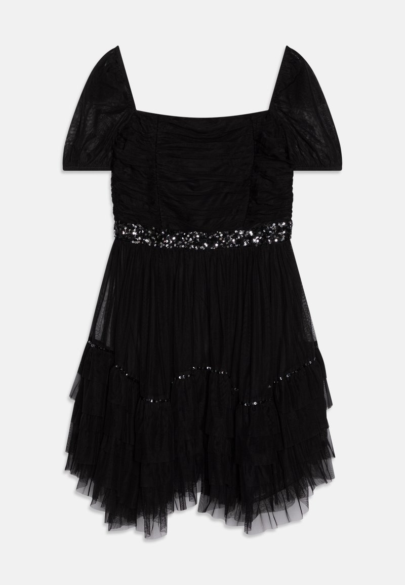 Robe courte noire avec manches courtes bouffantes, décolleté carré, taille ornée de sequins et jupe en tulle à volants avec des accents subtils de sequins.