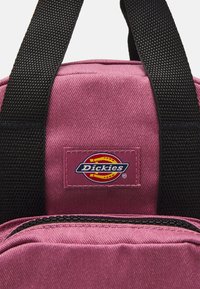 Dickies LISBON MINI BACKPACK UNISEX - Hátizsák - mellow mauve