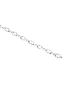 Cadena de plata de ley con eslabones ovalados alargados, acabado pulido, textura suave y anchura uniforme a lo largo de toda su longitud.