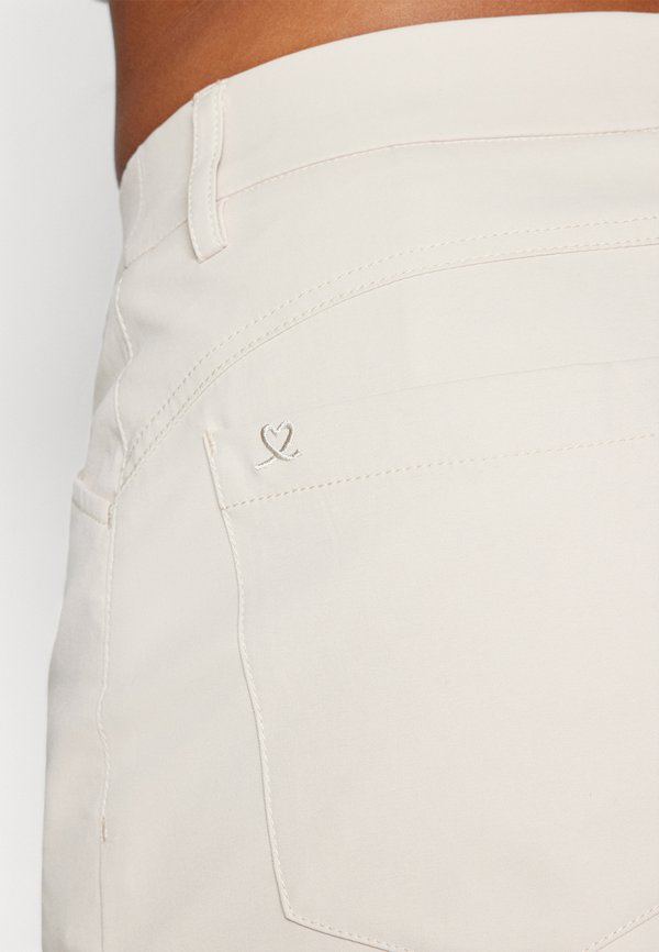 LYRIC SKORT - Sports skirt - raw2