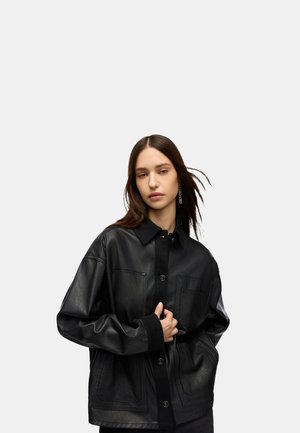 Giacca in similpelle - black