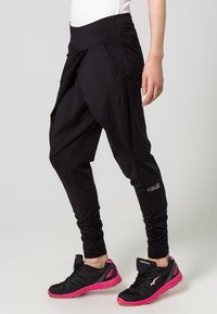 Casall Träningsbyxor - red