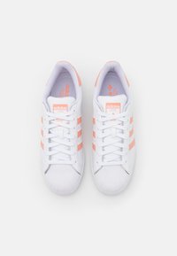 adidas Originals SUPERSTAR - Treniņu apavi - footwear white/ambient blush