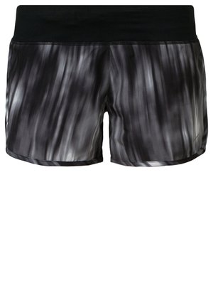 Pantalones cortos deportivos para mujer en negro y gris con una cinturilla ancha negra y un patrón de rayas verticales difuminadas.