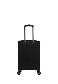 Maleta negra con ruedas, exterior rígido, asa retráctil y cuatro ruedas giratorias para facilitar la movilidad. Diseño rectangular y sencillo.