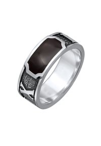 Metalring med en indlægning af sort harpiks og teksturerede sølvdetaljer. Glat overflade med poleret kant og geometrisk design.