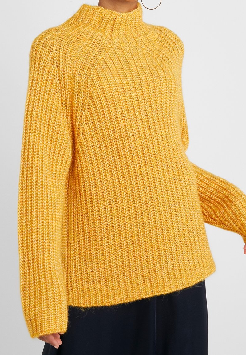 BOSS Stickad tröja - yellow