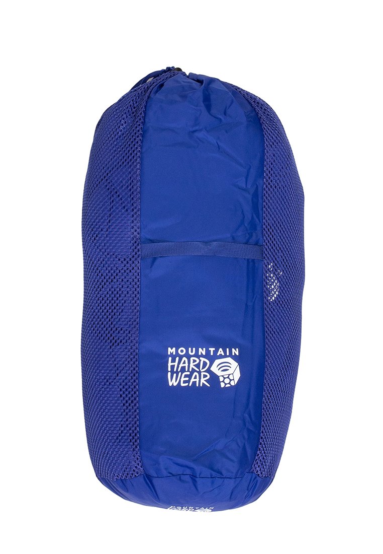 Blaue Aufbew Tasche mit einem Netzteil, zylindrischer Form und dem Logo "Mountain Hardwear". Verfügt über einen Zugverschluss und eine glatte Stoffoberfläche.