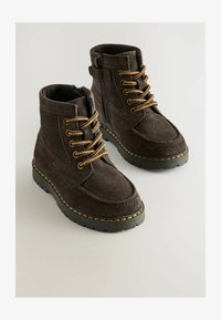 Ausgewählt, chocolate brown