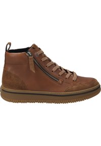 Bottine marron montante en cuir et daim mélangés, dotée d'une fermeture éclair sur le côté, d'accents texturés et d'une semelle en caoutchouc avec des rainures de traction.