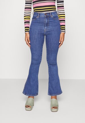 MOXY - Calças de ganga à boca de sino - pyke plain dark blue
