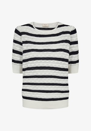 Gebreide top met korte mouwen en afwisselend zwarte en witte horizontale strepen met textuur, en geribbelde boorden aan de mouwen en zoom.